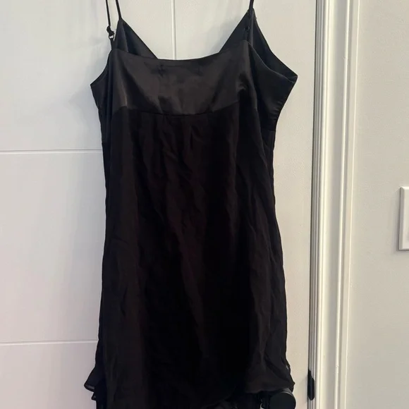 NWT Black Asymmetrical Ruffle Slip Mini Dress Size L Y2K Date Night Glam - Picture 9 of 10
